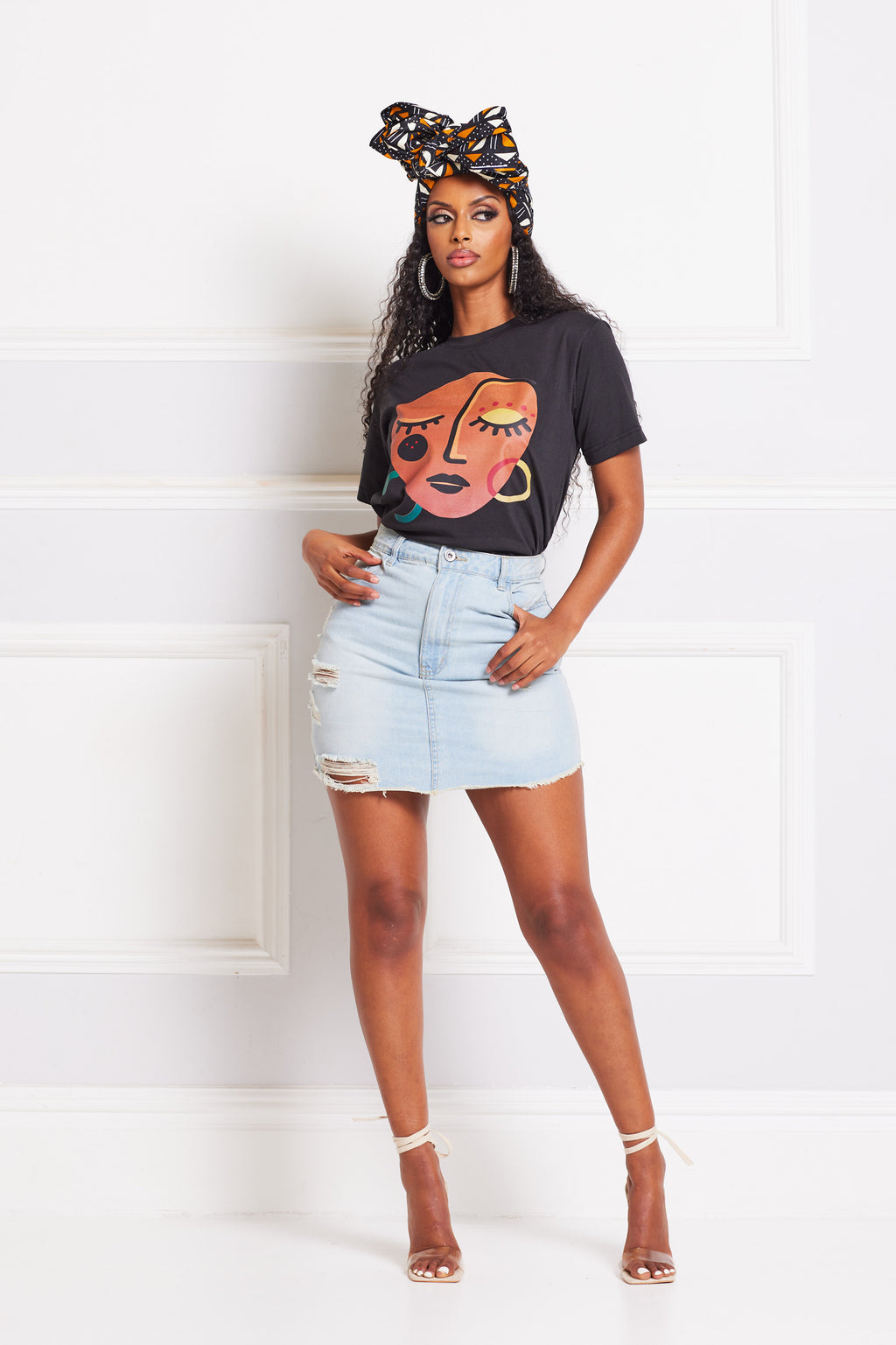 Moesha Black T-shirt