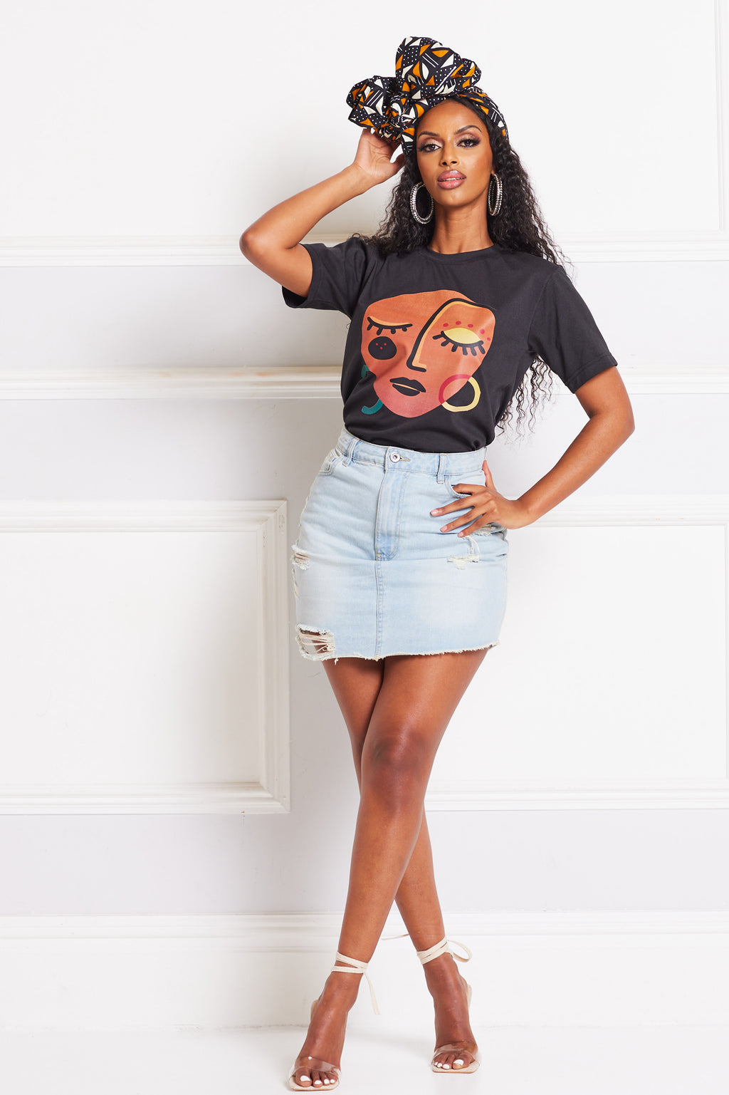 Moesha Black T-shirt