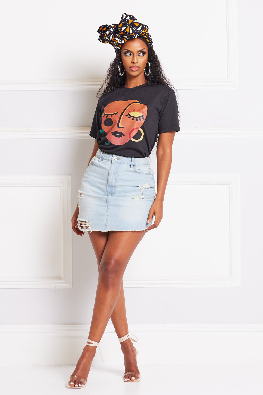 Moesha Black T-shirt