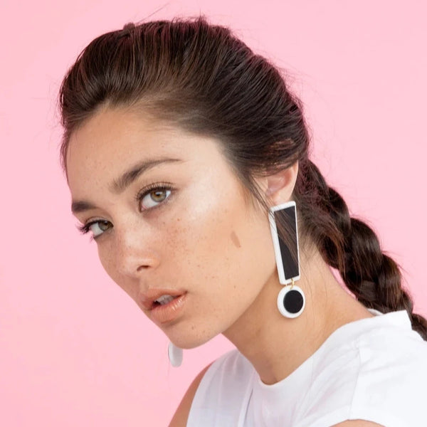EXCLAMAT!ON Statement Earring