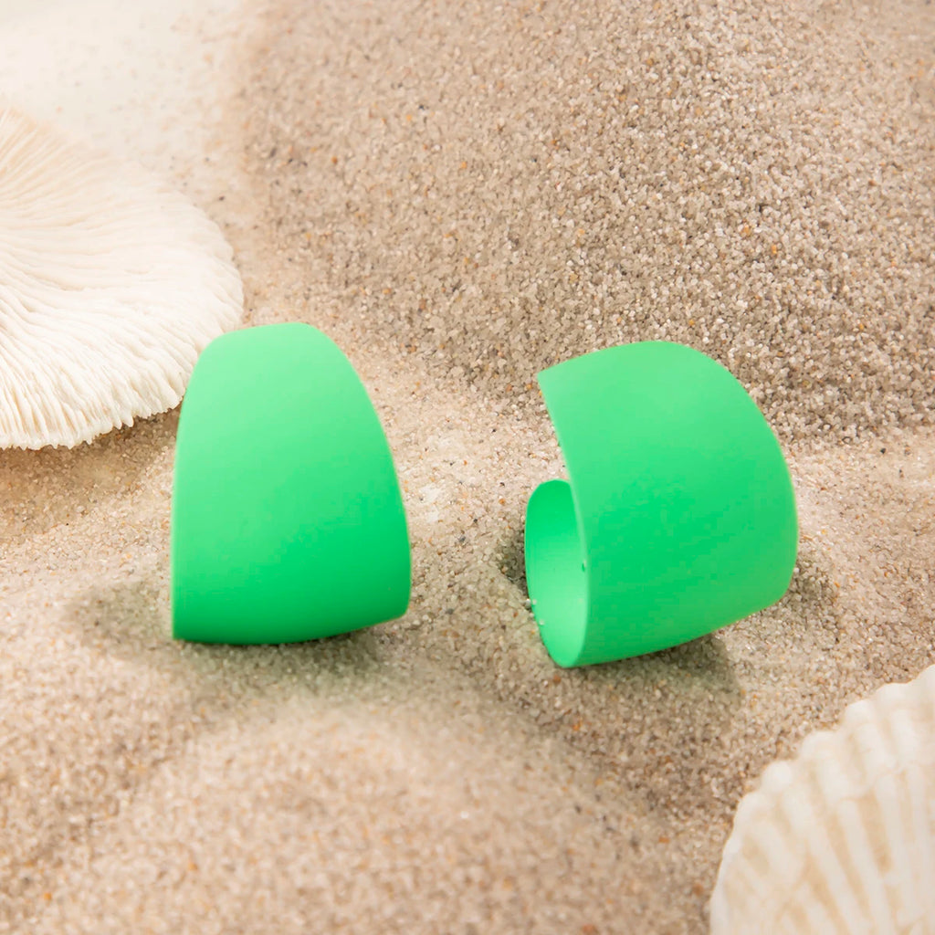 Nene C-shaped Chunky Hoop Earrings